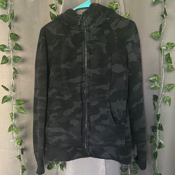 lululemon athletica Jackets & Blazers - Lululemon Athletica Black Camo Jacket